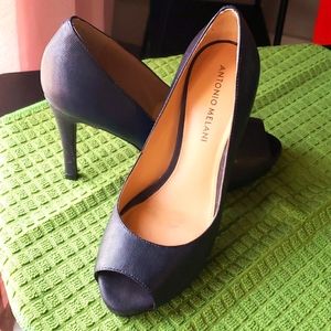 Antonio Melani open toe navy heels- Erika- size 7- heel 3 5"